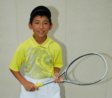 全国小学生ソフトテニス大会に出場する佐久間研仁選手