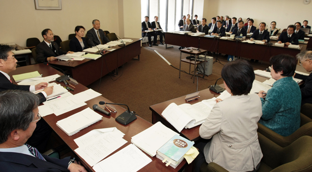 ごみ処理有料化計画撤回を求めた請願を「不採択」とした民生生活常任委員会