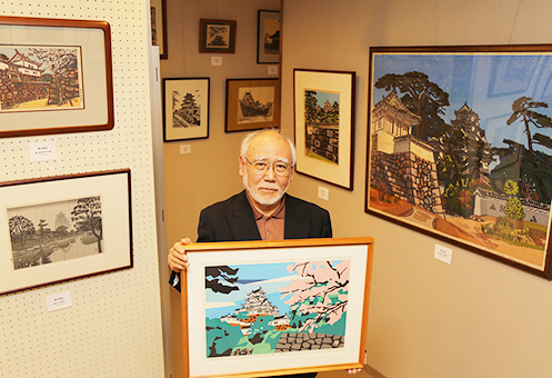 「日本の城」をテーマに作品が並ぶ版画展