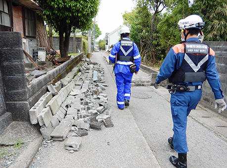 熊本地震の被災地で活動した緊急消防援助隊の一次隊＝市消防本部提供