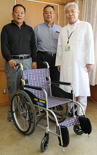 赤穂市民病院に寄贈された車椅子