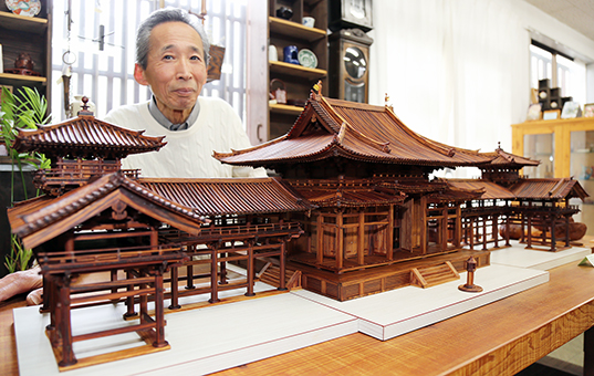 清田政幸さんが10年間かけて作り上げた平等院鳳凰堂