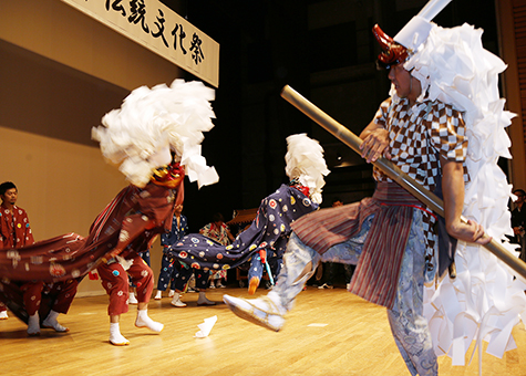 市内５地区の獅子舞が披露された市伝統文化祭
