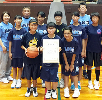 中学校交流大会で初優勝した赤穂ジュニアバスケットボール教室