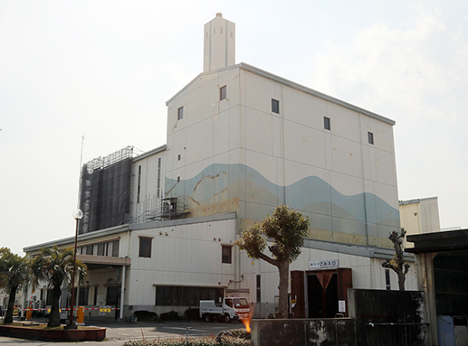 今月11日から焼却炉の稼働を休止している赤穂市美化センター