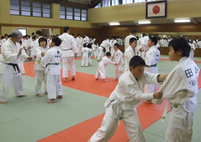 市柔道協会の初稽古