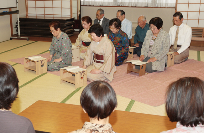 発足30年目で200回に達した「弥栄会」の例会