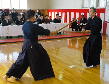 赤穂署道場で行われた術科始め式