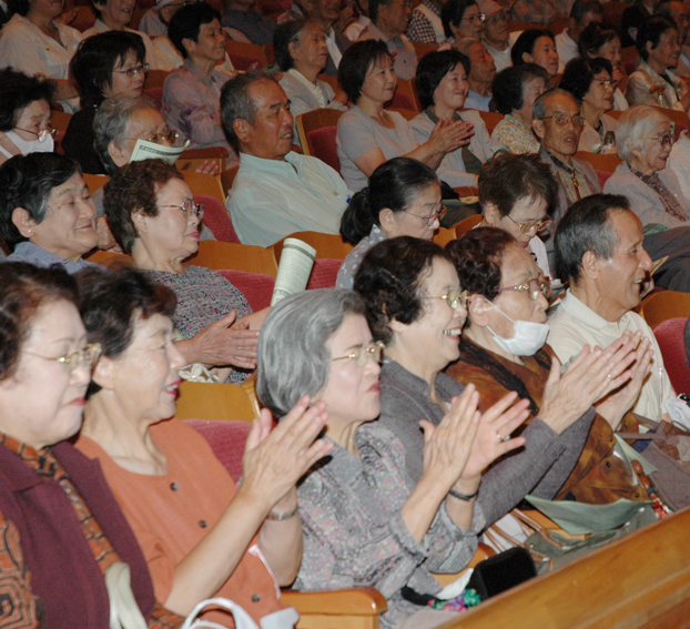 長寿を祝った敬老会