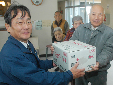 今年も赤穂ライオンズクラブから贈られた善意の甘酒