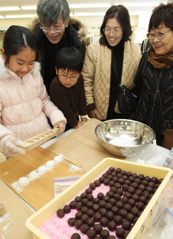 塩味まんじゅう作りなどを楽しめる「赤穂体験漬け“やってみいな、してみいな”」