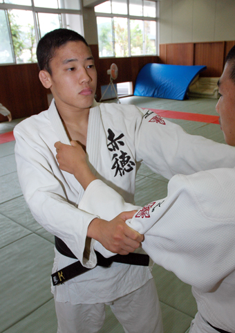 県民体育大会で優勝し、県代表メンバーとして国体出場を目指す山本雄大選手