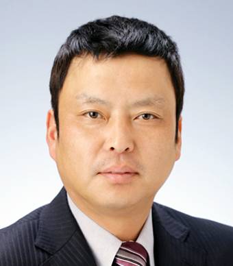 新会長の宮本善弘氏