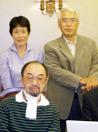 柏朋会の会合での寛仁親王殿下=平成20年ごろ、宮邸で