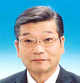 色波亨・有年中校長