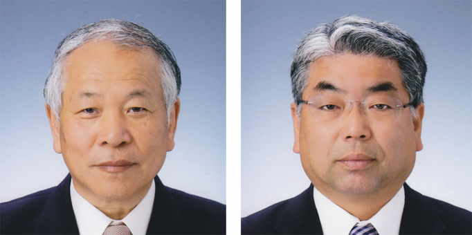 議長の永安弘氏(左)と副議長の前川弘文氏