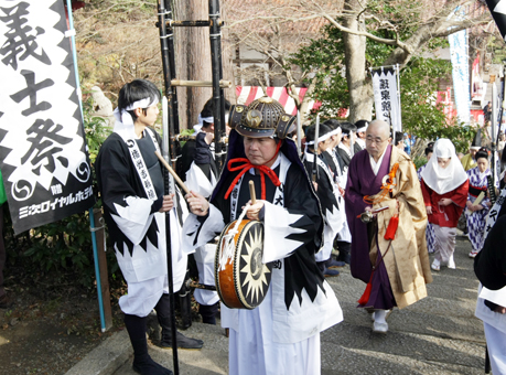 三次浅野家の菩提寺で行われた「三次義士祭」=鳳源寺