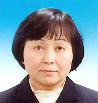 谷本まゆ美・有年小校長