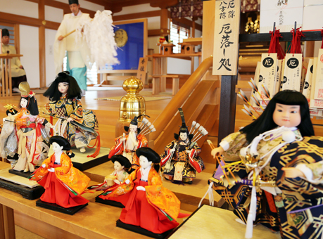 大切な人形たちを慰霊した「人形供養祭」