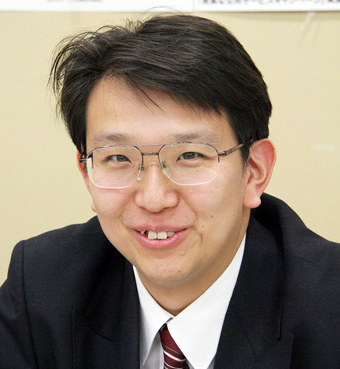 市民福祉講座の講師として来穂する社会福祉学者の結城康博氏