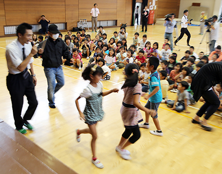 御崎小学校で行われた不審者対応訓練