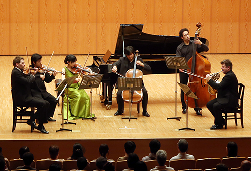 樫本大進さんら一流演奏家たちがステージを披露した国際音楽祭