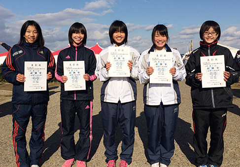 女子3部で3位入賞した赤穂市チーム