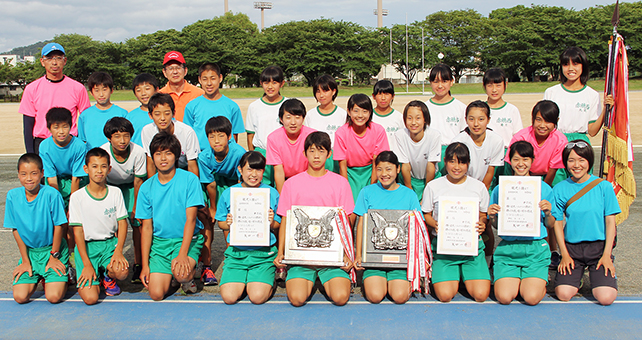 男女総合優勝を飾った赤穂西