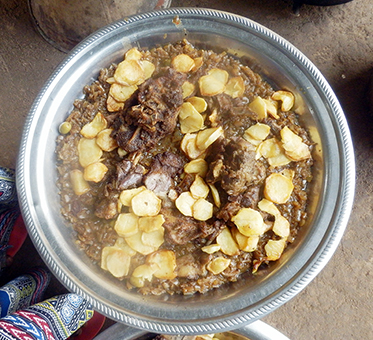 タバスキの昼食でいただいた羊の煮込み料理