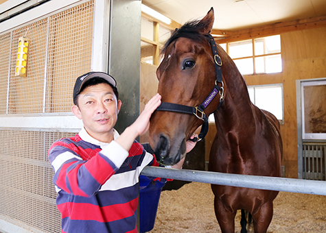 日本人調教師、日本馬として初の凱旋門賞制覇へ挑む友道康夫調教師とマカヒキ号
