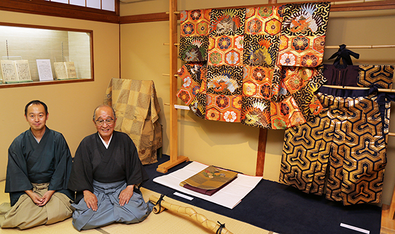 桃井ミュージアムで開催中の能楽資料展と江崎正左衛門さん・欽次朗さん親子