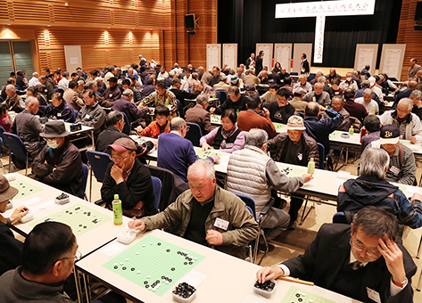 全国各地から参加があった忠臣蔵交流囲碁大会