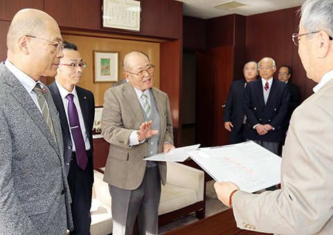 西有年の産廃処分場計画について「反対」の決意表明を訴えた請願