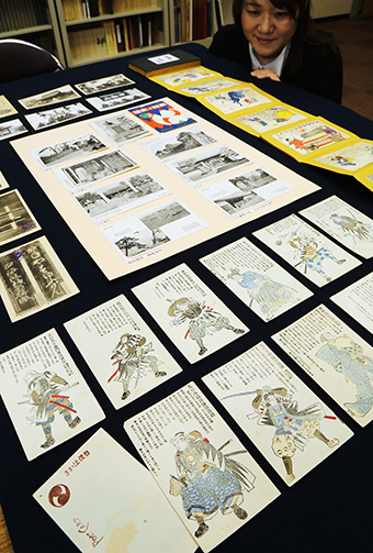 忠臣蔵や義士史跡を題材に発行された絵はがき