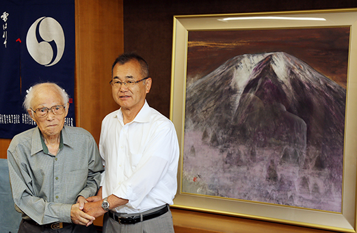 渾身の一作「霊峰大山」を赤穂市へ寄贈した室井澄さん