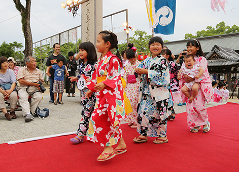 赤穂大石神社で催された「赤穂元禄ゆかたまつり」