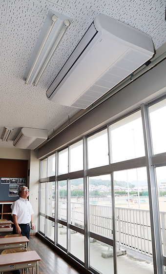 市内小・中学校で設置が進むエアコン設備