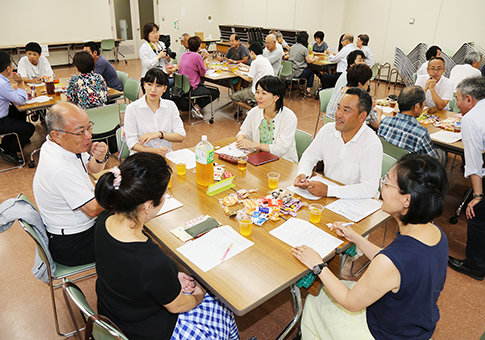 「10年後の赤穂市」をテーマに市民同士の意見交流が始まった、まちづくりワークショップ