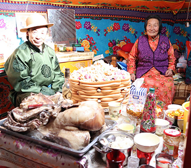 旧正月(ツァガーンサル)の様子