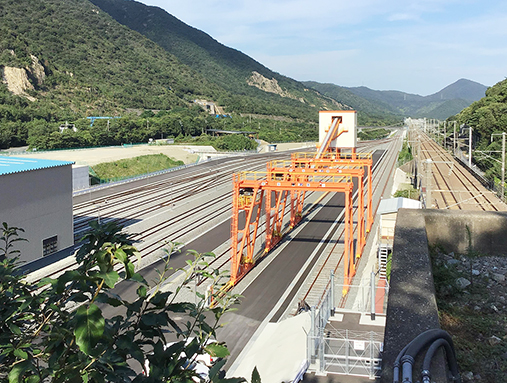 大津に完成した山陽新幹線の帆坂保守基地＝ＪＲ西日本提供