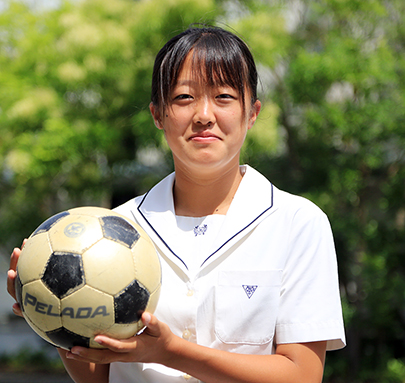 インターハイ３位となり、冬の選手権で日本一を目指す日ノ本学園サッカー部の金谷愛心さん