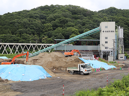 産業廃棄物のコンクリートスラッジを「不法投棄」していた播磨土建工業の生コンクリート工場